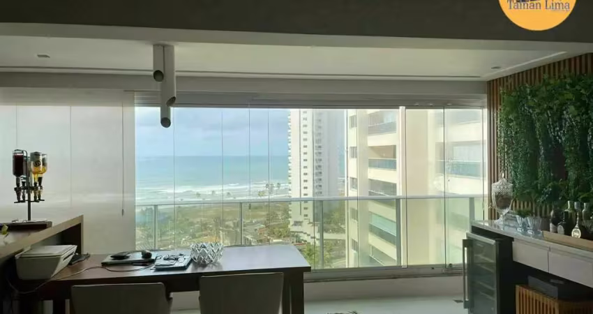Apartamento alto padrão frente mar, 3 suítes, finamente decorado, 2 vagas, com armários planejados em todos os ambientes