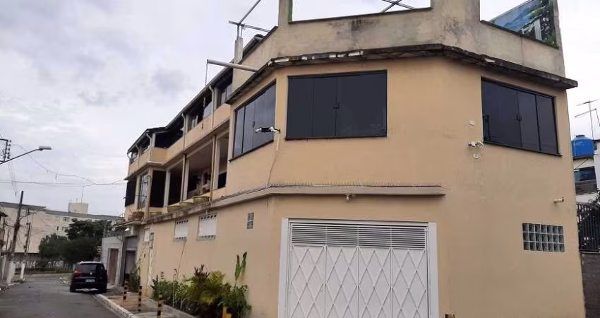 Casa com 3 quartos à venda na Vicente Alves da Costa, 92, Jardim Laone, São Paulo
