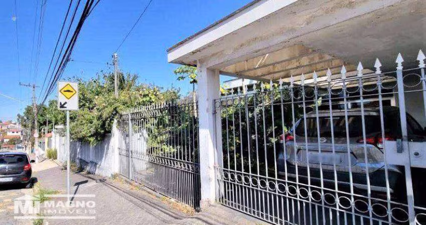 Casa térrea ampla Parque Cruzeiro do Sul, com 3 dormitórios à venda, 300 m² de área construída por R$ 1.700.000 - São Paulo/SP
