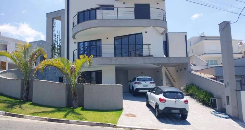 Sobrado de Alto Padrão com piscina, sauna, cascata, 04 suítes e 6 vagas  à venda, 336 m² por R$ 3.150.000 - Residencial Real Park - Arujá/SP