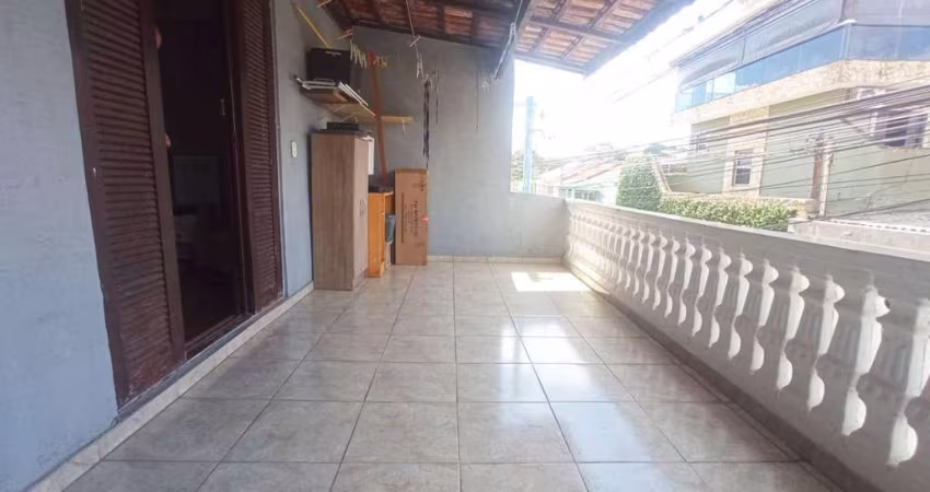 Sobrado à venda com 3 dorms. 1 suite + 1 casa na Vila Rosalia