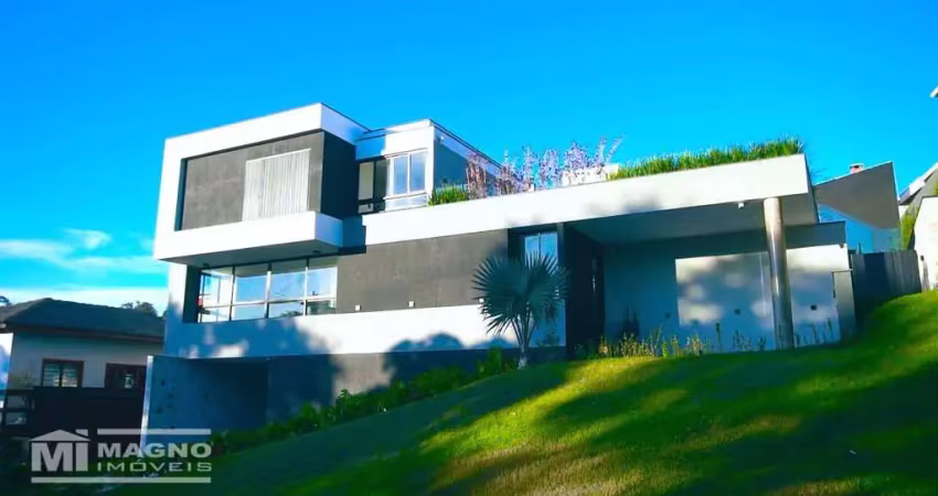 Casa de alto padrão no condomínio aruã ecopark com piscina, 4 suítes e 5 vagas cobertas - mogi das cruzes / sp