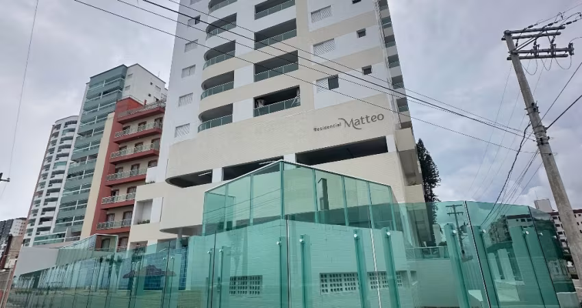 TRÊS DORMITÓRIOS DE FRENTE AO MAR