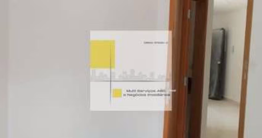 Apartamento sem condomínio na Vila Eldizia em Santo André - SP.