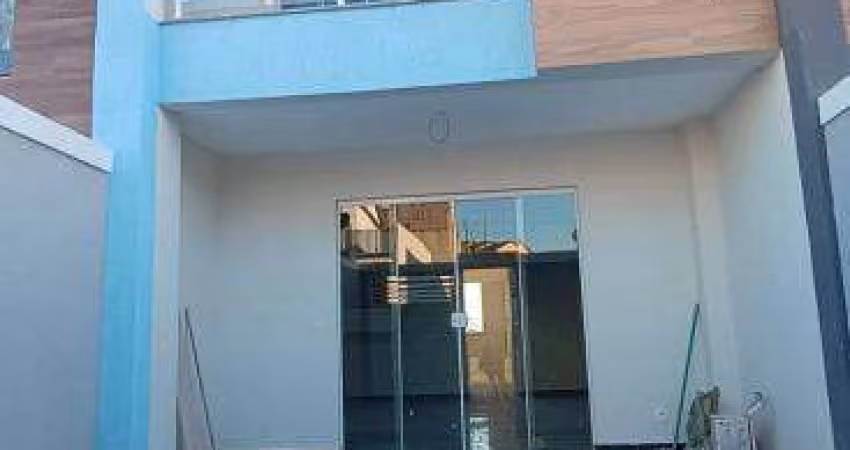 BAIRRO OITICICA -CASA COM 100 METROS QUADRADOS EM FINO ACABAMENTO/ DUAS SUÍTES, ACEITA FINANCIAMENTO BANCÁRIO.