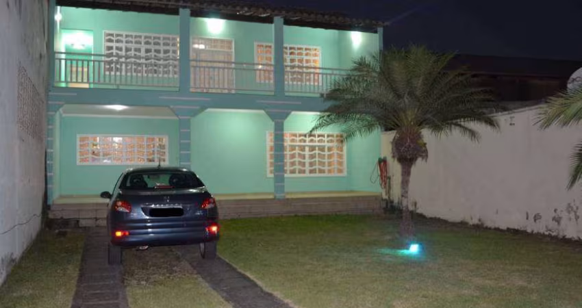 CASA DE 03 QUARTOS COM 246 METROS QUADRADOS DE ÁREA CONSTRUÍDA/ BAIRRO DE SENADOR VASCONCELOS!!