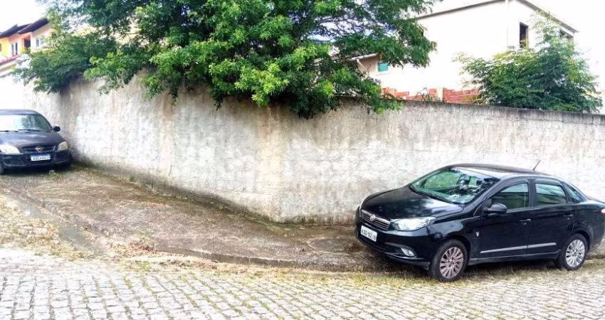 TERRENO DE ESQUINA COM RGI CONDOMÍNIO FECHADO/BAIRRO JARDIM LETÍCIA