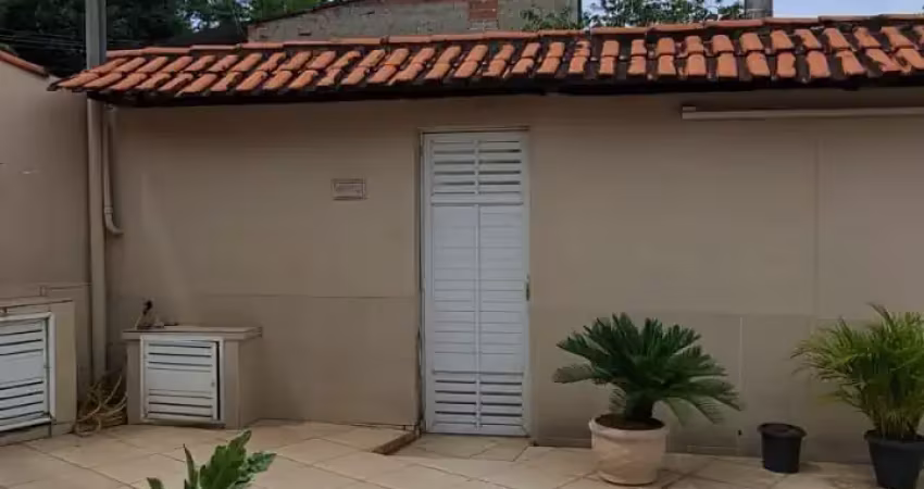 Casa linear 3 quartos - porteira fechada – condomínio fechado- aceita financiamento bancário