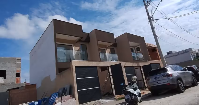 Linda casa em condomínio fechado – ville de tarson, campo grande/rj