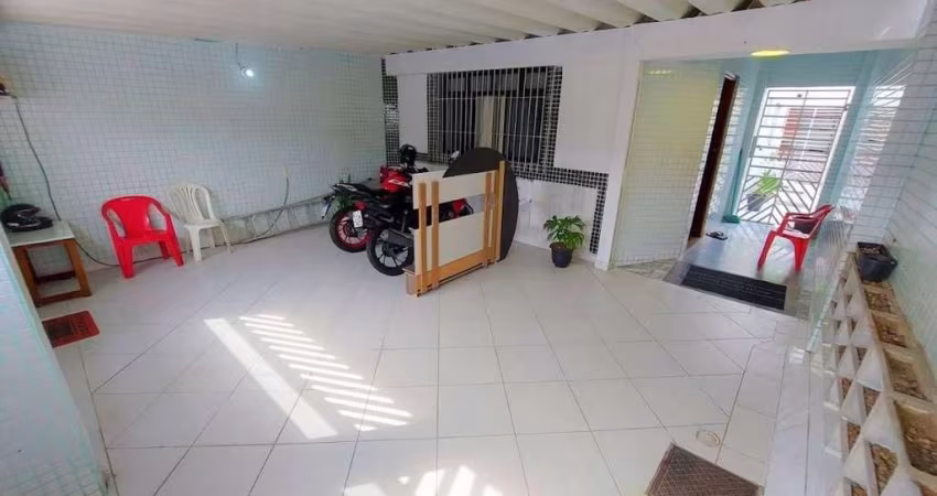 Sobrado Residencial à venda, Nova Mirim, Praia Grande - SO0003.