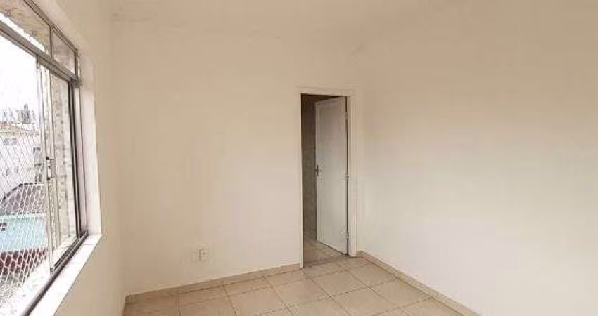Apartamento com 2 dormitórios para alugar, 60 m² por R$ 2.200 + ENCARGOS/mês - Aparecida - Santos/SP
