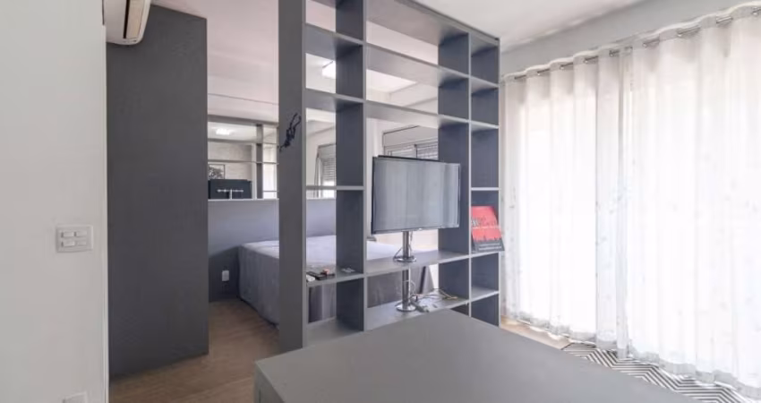Apto disponível para locação com 1 dorm na Chácara Santo Antônio totalmente equipado e reformado.