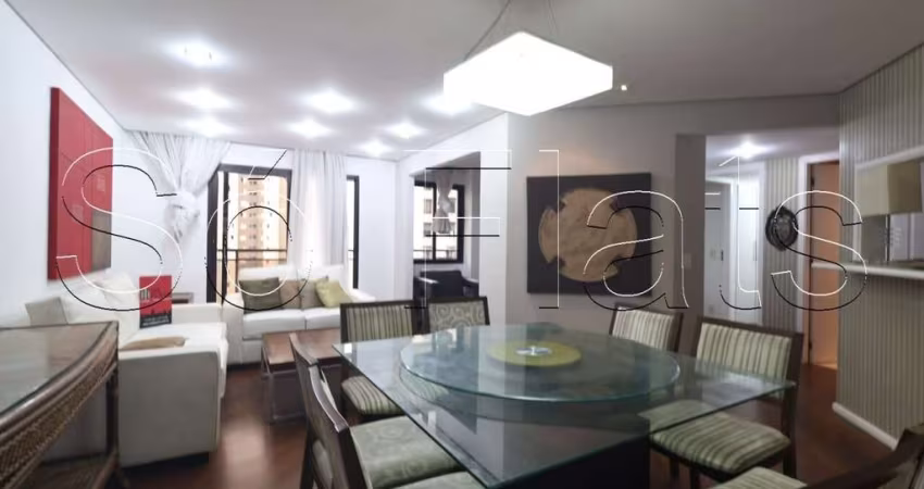 Apto no The Sutton House com 120m² 3 dormitórios e 2 vagas em Moema, disponível para locação.