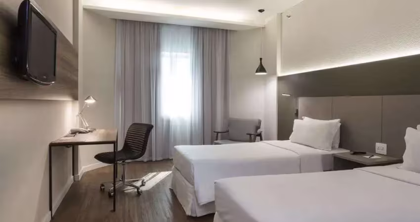 Lindo flat com serviços no Ibirapuera.