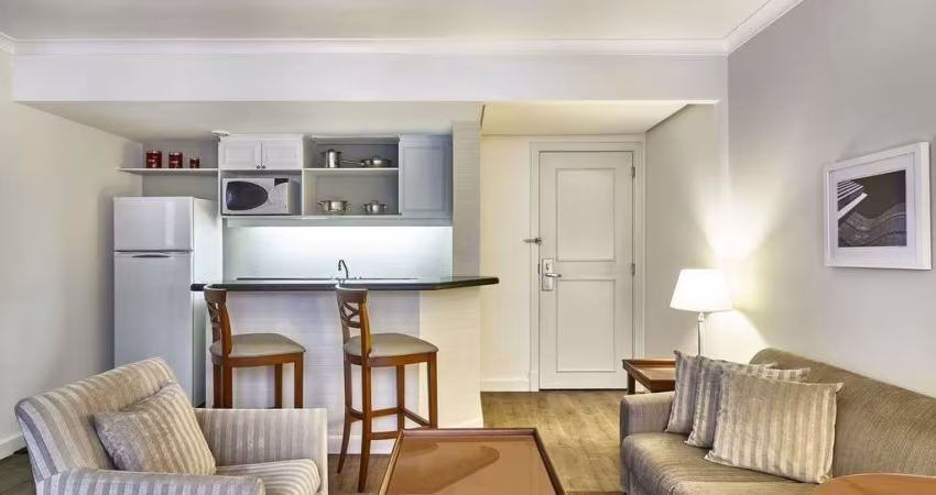 Flat Marriott Executive disponível para venda com 03 dormitórios,  102m² e 02 vagas de garagem