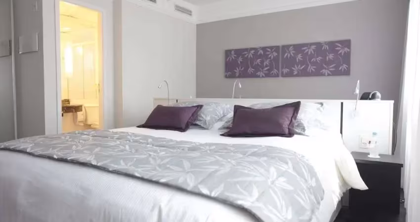 Flat em Moema disponível para venda com 33m² e 01 vaga de garagem