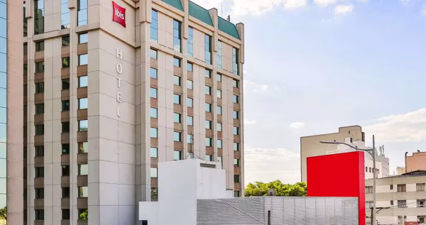 Flat para investimento com ótimos rendimentos indisponível para moradia.