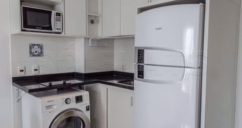Studio com 1x dormitório na CHácara Santo Ant^nio totalmente reformado e mobiliado finamente.