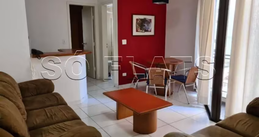 Flat mobiliado, espaçoso com 1x dormitório em rua arborizada no coração de Moema. Sem burocracia.