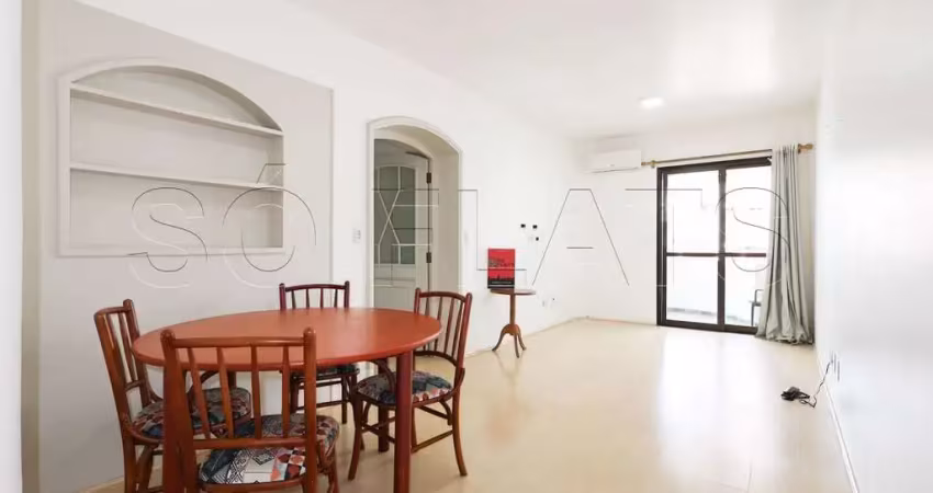 The first full, apto disponível para locação contendo 40m², 1 dormitório e 1 vaga de garagem.