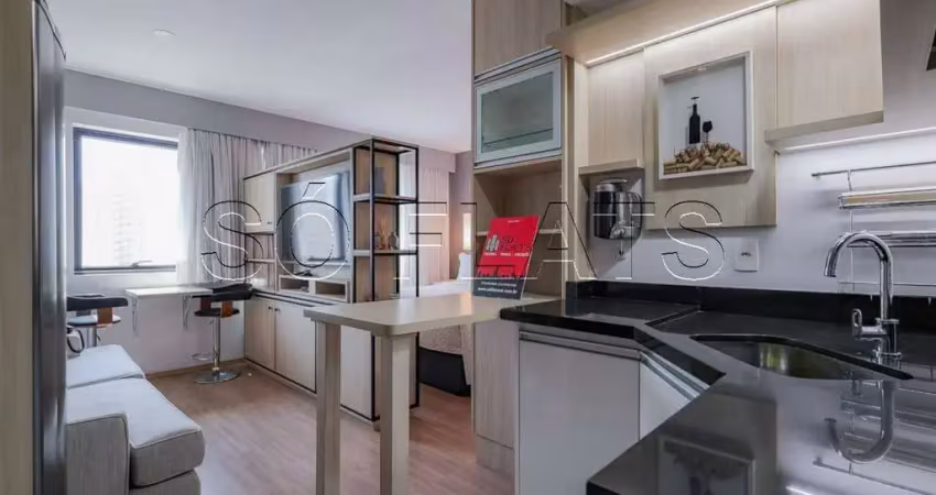 Flat totalmente mobiliado com excelente localização em moema