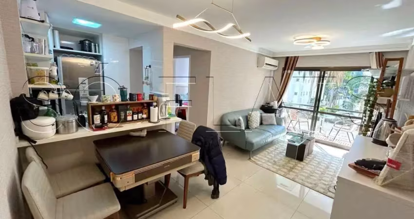 Flat Saint Exupery para venda com 42m², 01 dormitório e 01 vaga de garagem