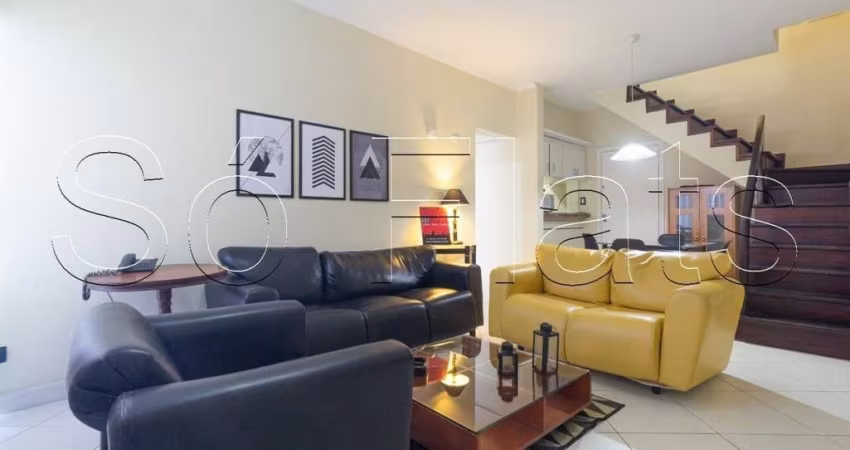 Cobertura com 2 dormitórios e 1 vaga de garagem, finamente decorado no centro de Alphaville.