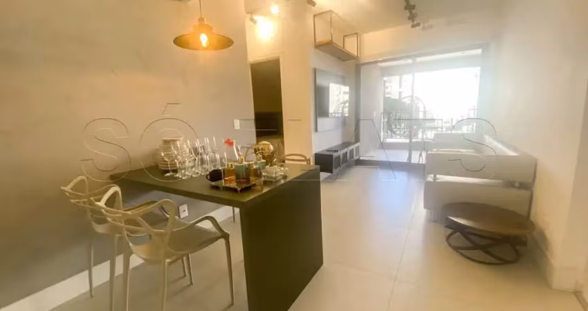 Apto disponível para locação na vila madalena contendo 69m², 2 dormitórios e 2 vagas.
