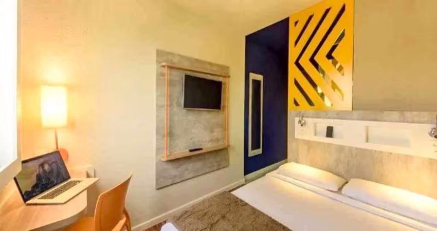 Flat Ibis budget São João disponível para venda com 13m²