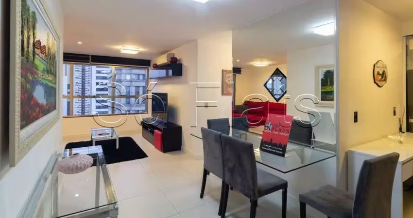 Flat de alto padrão disponível para locação no Brooklin com 70m² e dois dormitórios.