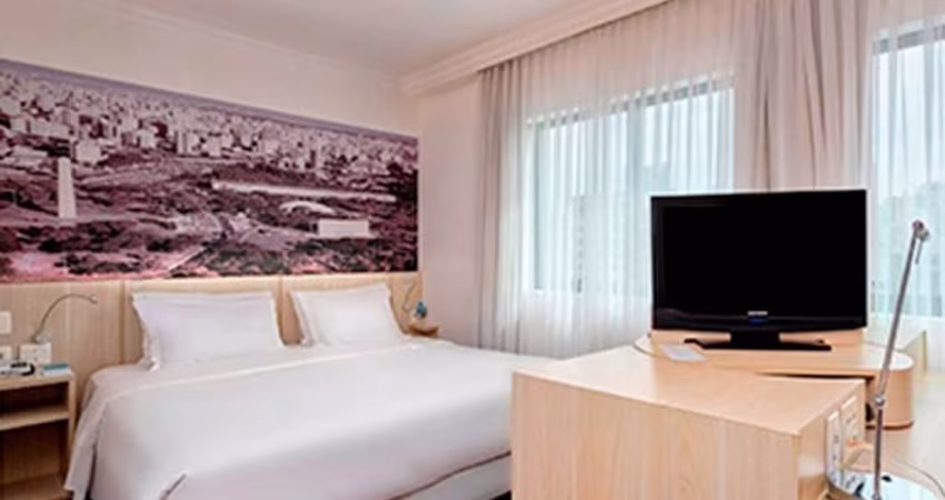Flat Radisson Oscar Freire mobiliado com 1 dormitório disponível locação