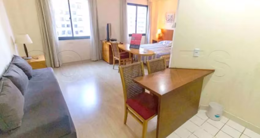 Flat Mercure Times Square em Moema para locação, prox a Av. Ibirapuera e ao Metrô Moema.
