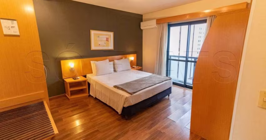 Excelente flat com excelente localização próximo ao Shopping Pamplona e Av 9 de Julho.