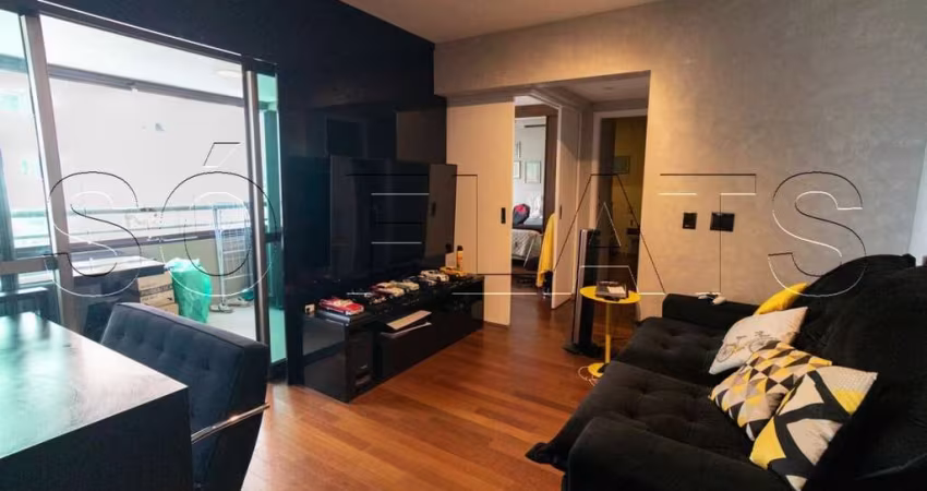 Flat de 2x dorms com uma mobília completa próximo da a Av. Jornalista Roberto Marinho. Consulte-nos.