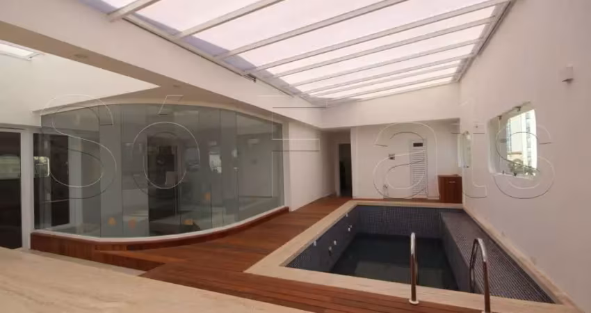 Incrível cobertura com 04 dormitórios (suítes), piscina coberta privativa