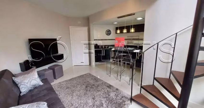 Apto mobiliado estilo duplex muito próx do pq ibirapuera. com entrada imediata e sem fiador.