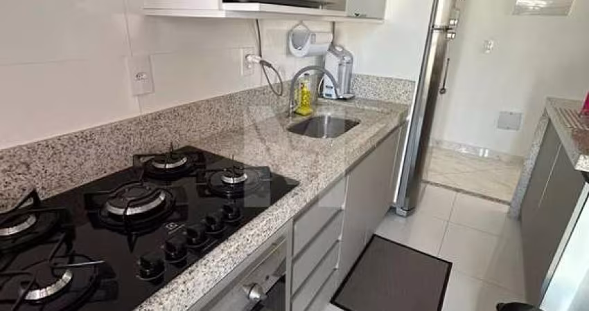 Apartamento 2 Dorms c/ Suíte e Varanda na Vila Curuçá