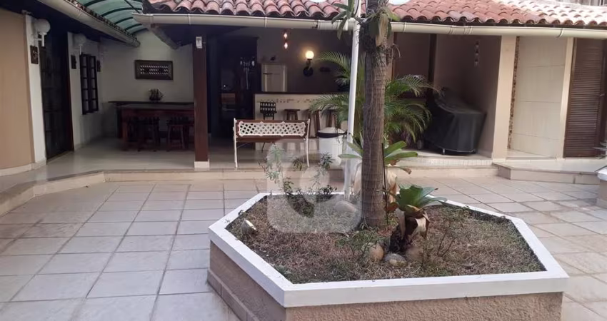 Oportunidade, apartamento up garden com 4 quartos, 2 suites, duas vagas e 784m² em Icaraí