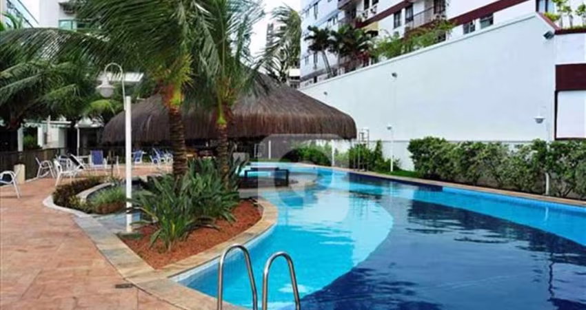 Condomínio São Clemente Residence Service,  66 m2, Último Andar.