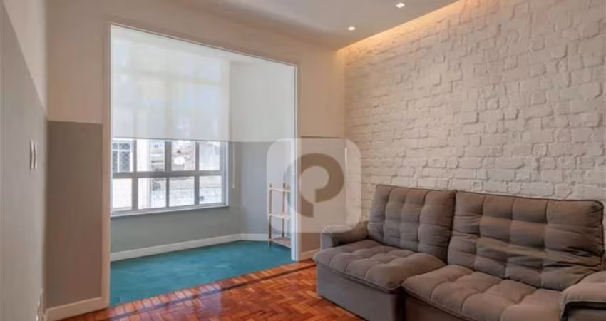 Excelente apartamento reformado com 2 quartos em Botafogo!