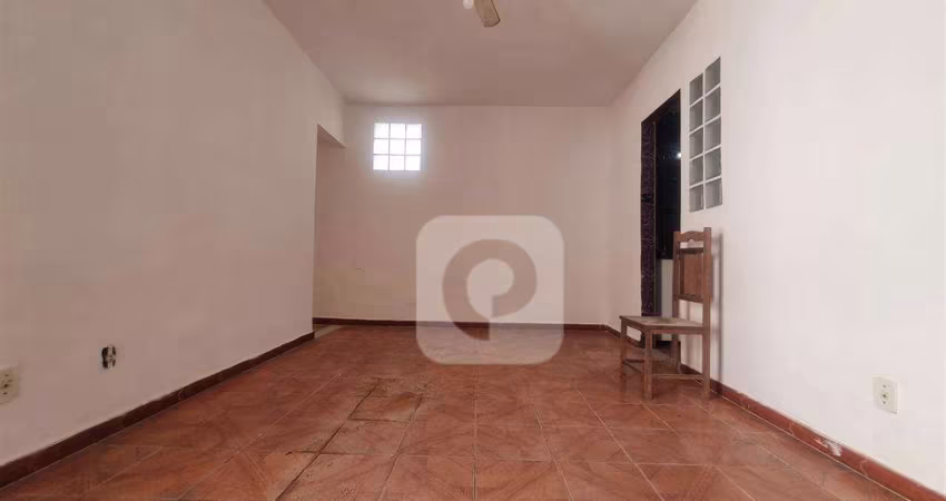 Casa de vila 4 quartos ao lado do B. 28 de Setembro