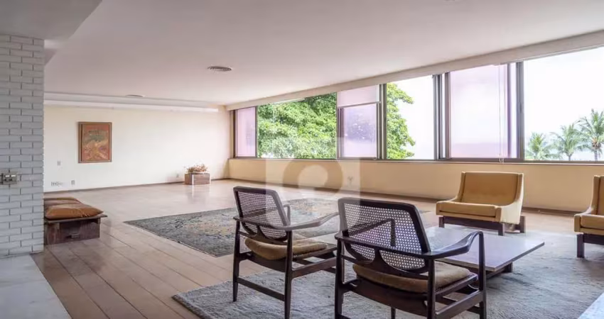 Apto av. atlântica (leme),4 quartos e 2 vagas de garagem com 465m² .