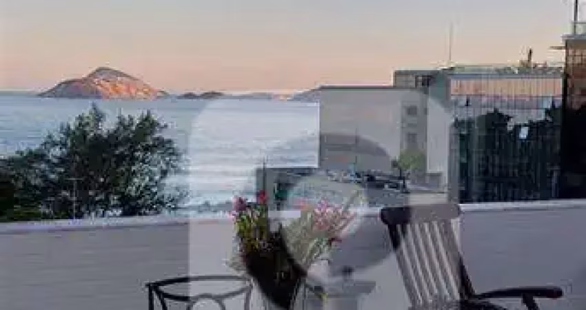Cobertura duplex no arpoador – vista mar deslumbrante e eterna