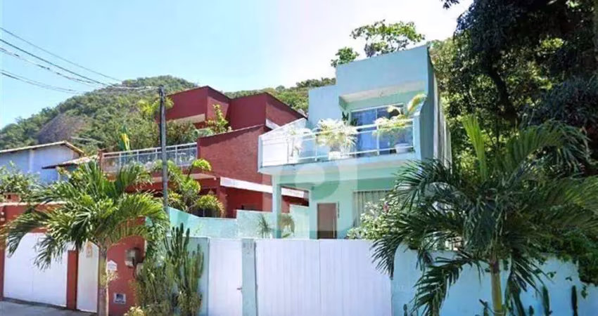 Casa 3 quartos c/suítes - 185m² localizado no cafubá