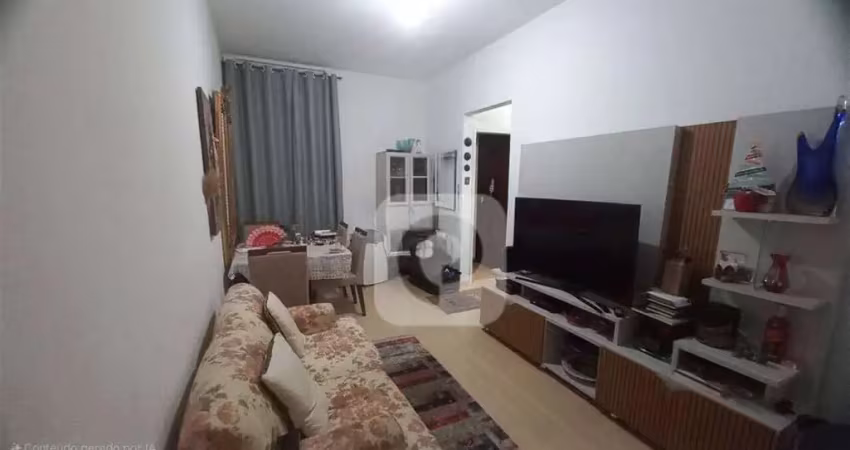 Apartamento com Ótima Localização no Flamengo