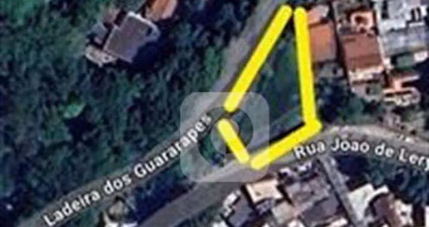 Terreno à venda na Ladeira dos Guararapes, Cosme Velho, Rio de Janeiro