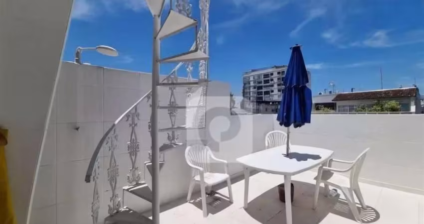 Excelente Cobertura Duplex em Copacabana
