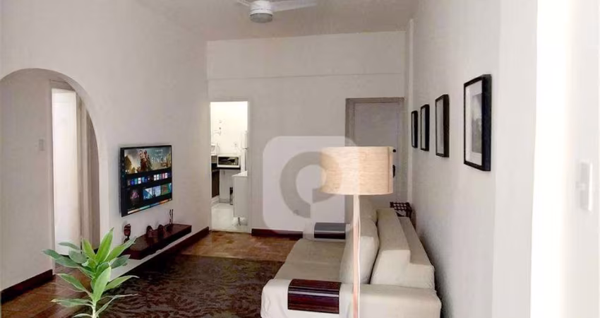 Apartamento Reformado com 2 Quartos – Humaitá, 67m², Vista Livre