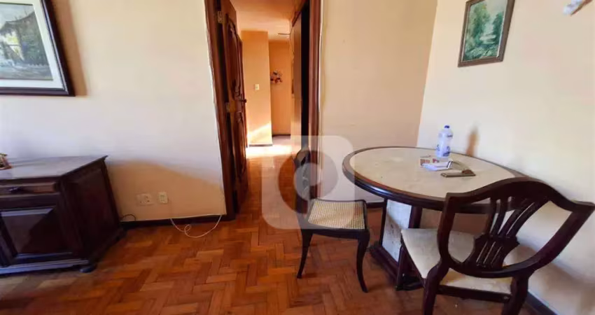Maravilhoso imóvel,  tipo cobertura! andar alto em ótima localização , 3 quartos com garagem!