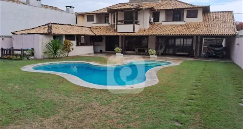 Casa 5 quartos, sendo 3 suítes